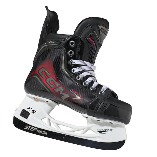 CCM S25 JETSPEED FT8 PRO JUNIOR PLAYER SKATE