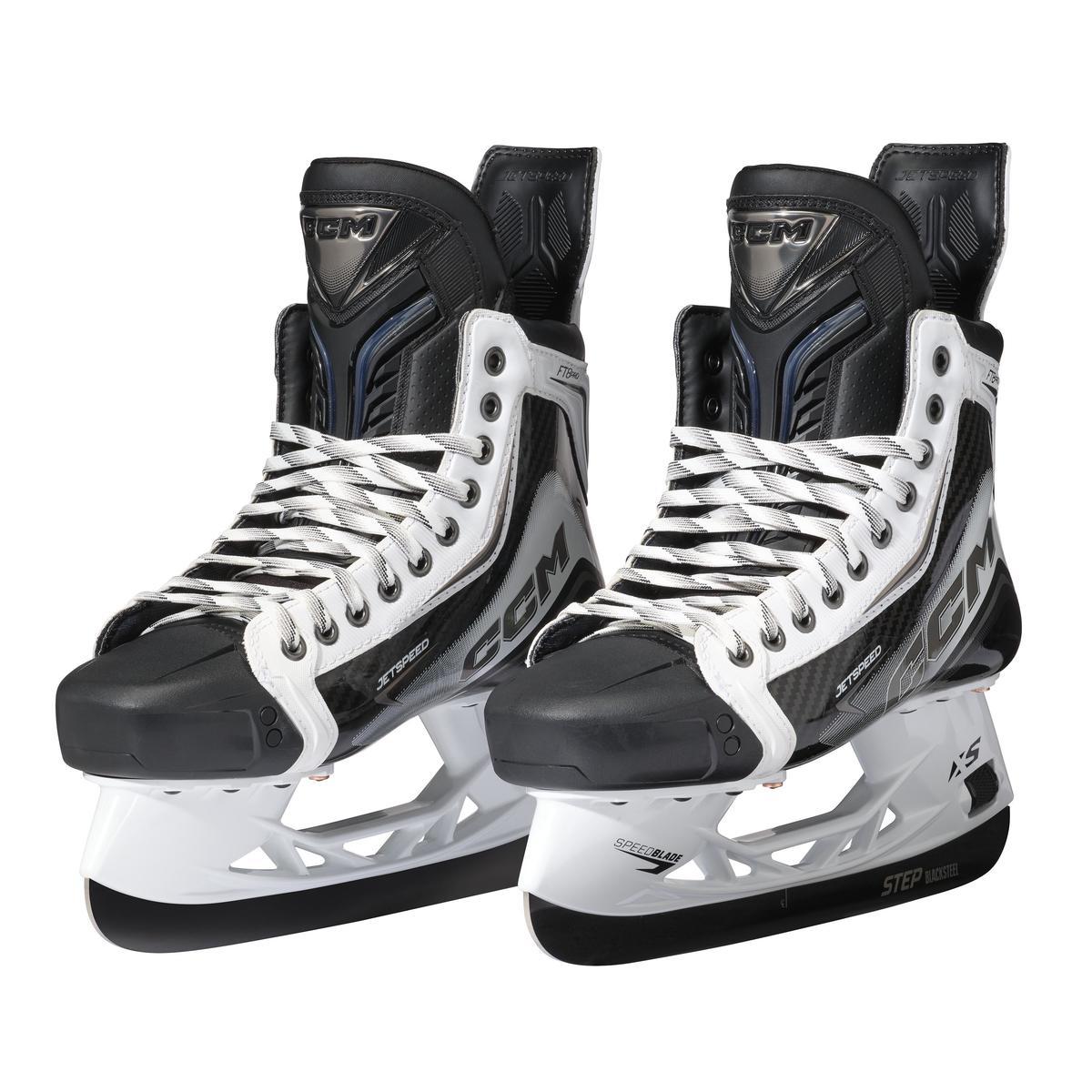 CCM S25 JETSPEED FT8 PRO INTERMEDIATE PLAYER SKATE - WHITE
